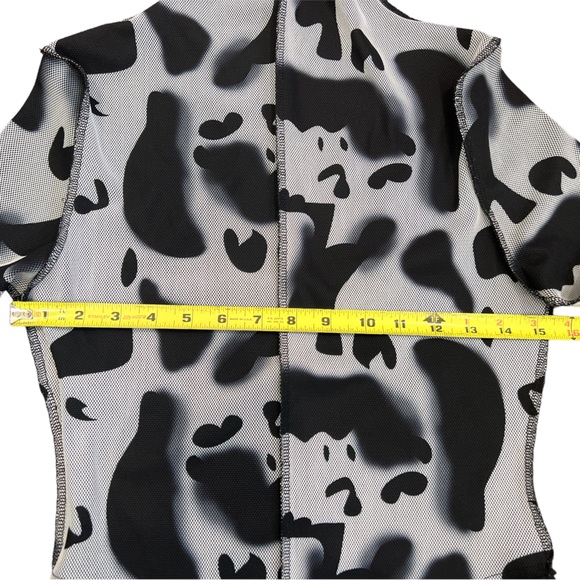 Bodysuit Turtle‎ Neck Women's  Size Large Black White Long Sleeve Animal Print - Picture 6 of 9